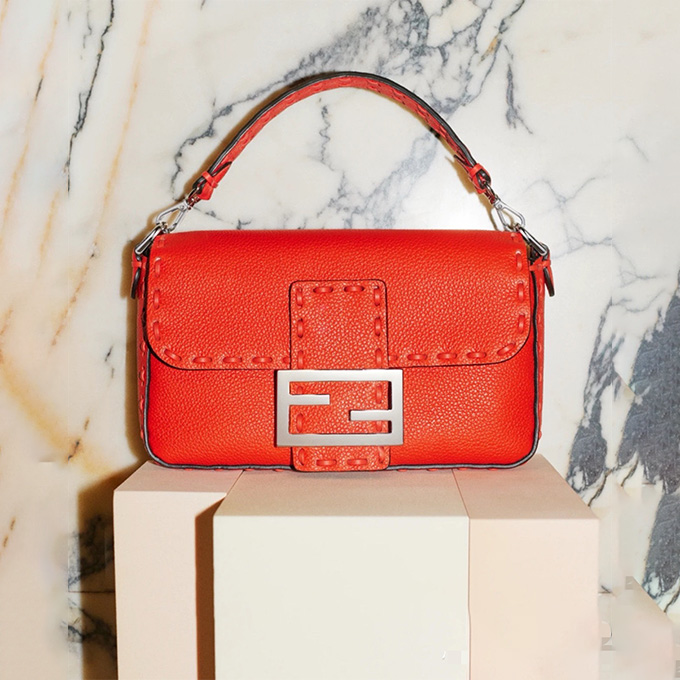 fendi baguette selleria hand stitched leather shoulder bag